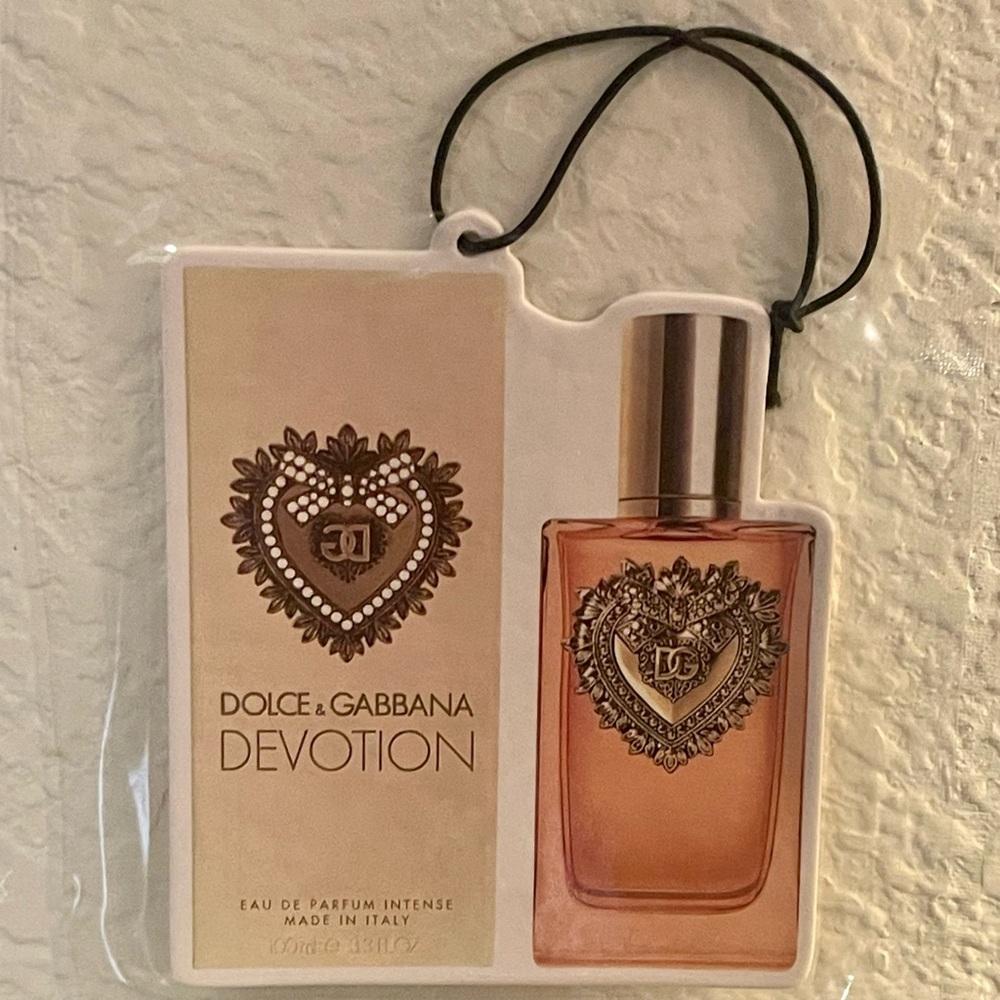 NEW DOLCE & GABBANA CAR AIR REFRESHER